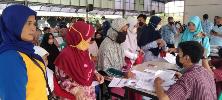 BPNT Kelurahan Cimahpar Disalurkan, Agen tak Wajibkan Warga Belanja Beras