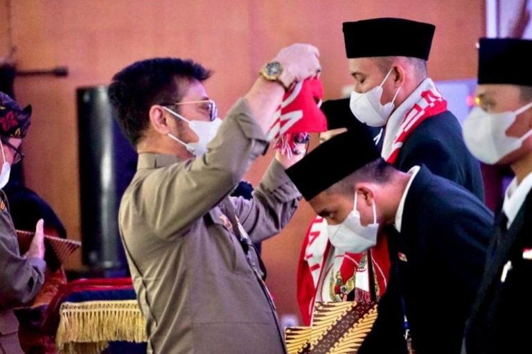 Magang ke Jepang Petani Milenial Bawa Cindera Mata Khas Daerah