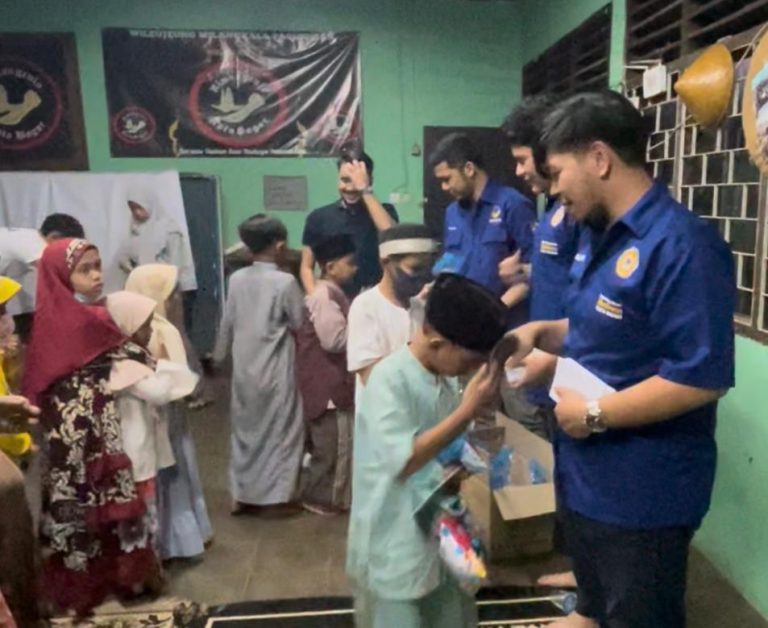 Liga Mahasiswa Nasdem Santuni Yatim dan Dhuafa