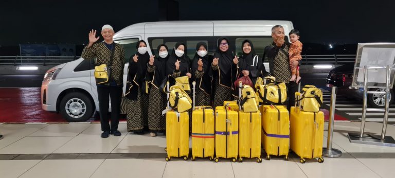 RSUD Leuwiliang Kembali Berangkatkan Pegawai Teladannya Umroh Gratis