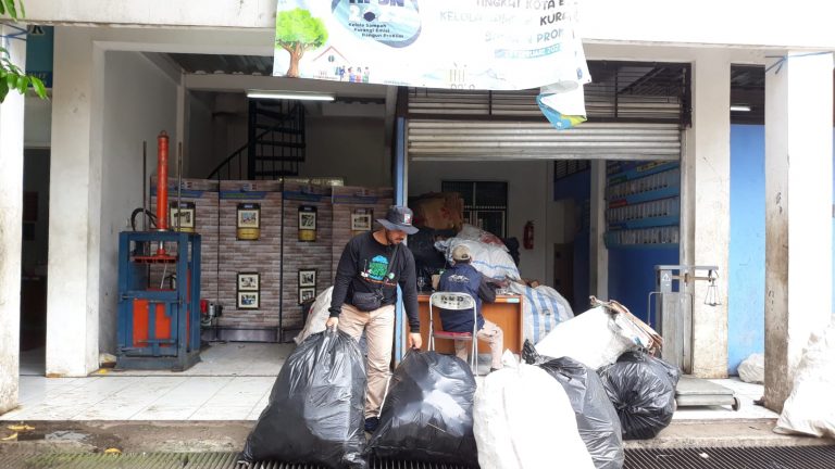 Problematik Sampah Plastik