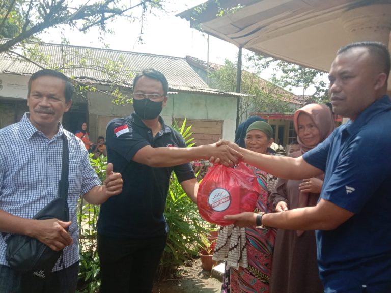 Turut Prihatin, Sentul City Bantu Korban Banjir dengan Paket Sembako