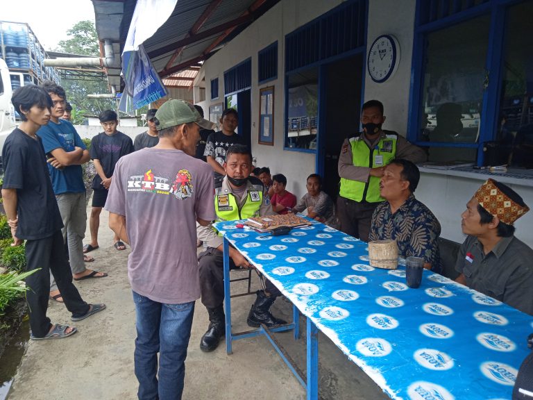 Pertanyakan Izin, Warga Cibolang Ontrog PT BAP