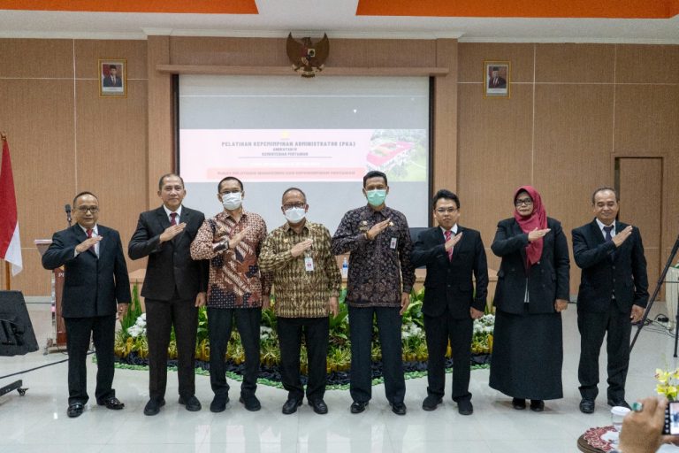 Tutup PKA Angkatan IV Kementan, Setjen Kementan Ajak Peserta Optimalkan Komunikasi Publik