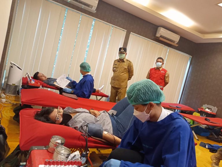 Bantu Ketersediaan Darah, PMI dan Harris Hotel Sentul City Gelar Donor Darah