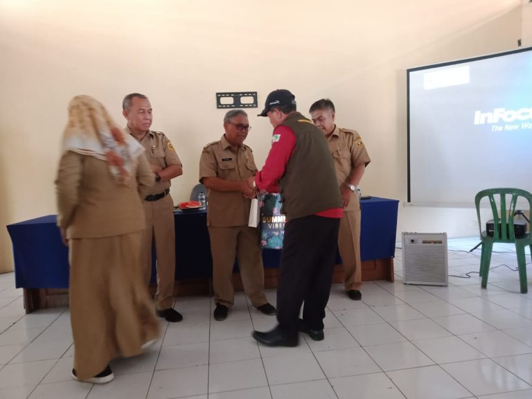 UPT Pertanian Jonggol Lakukan Pelepasan Purna Bakti Kepala UPT