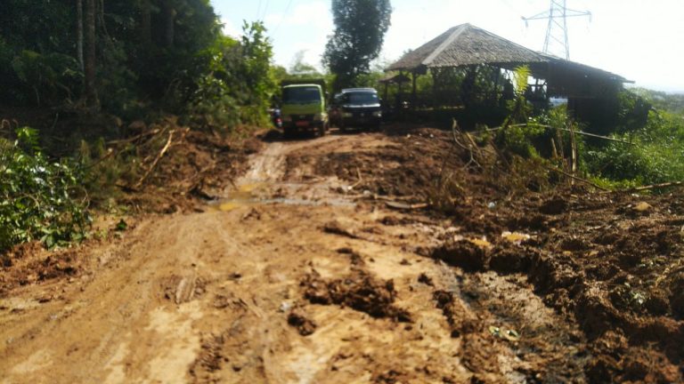 Jalan yang Tertutup Longsor Sudah Bisa Dilewati