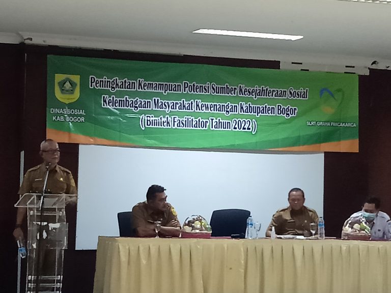 Melalui Bimtek, Dinsos Tingkatkan Kemampuan Para Fasilitator Desa