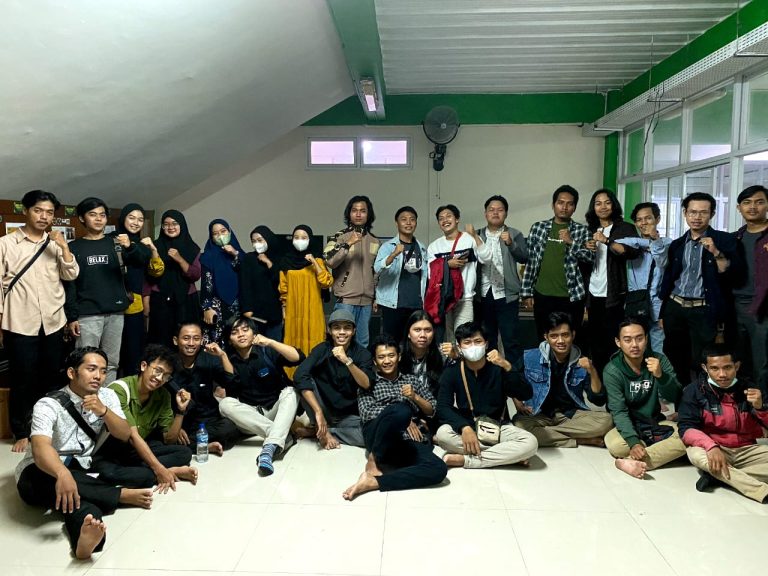 Tingkatkan Kualitas Menulis Kader dan Anggota, Pengurus Komisariat PMII UIKA Gelar Pelatihan Jurnalistik