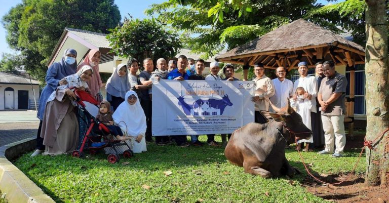 Idul Adha, Tazkia Salurkan Qurban di Tiga Kampusnya