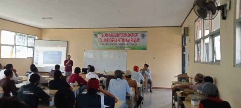 Dorong Ekonomi Warga, Pemdes Nanggung Gelar Bimtek 