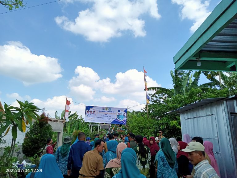 Kunjungi Desa Pasir Angin, Halimatu Sadiyah Iwan: PKK Harus Bisa Dongkrak Ekonomi Wanita 