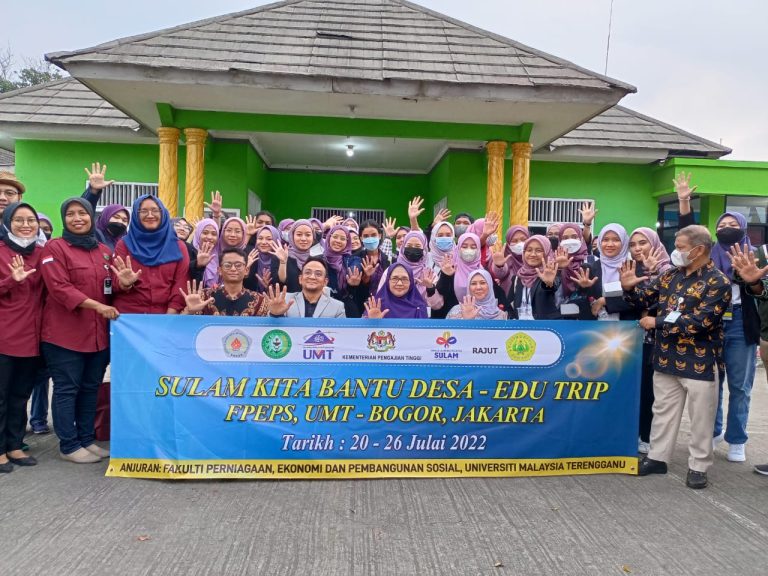 Desa Gunung Putri Dikunjungi Mahasiswa University Malaysia Terengganu