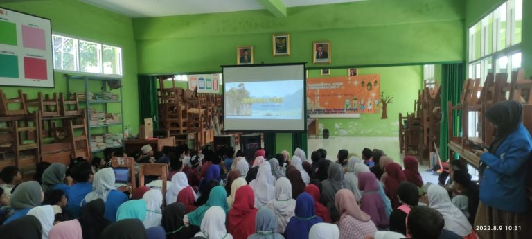 Gema Muharam, SDN Parakanmuncang 01 Tanamkan Nilai Kebaikan