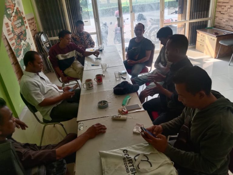 Sering Diusir Security Metland, Pedagang Kopi Keliling Ngadu ke Presidium 