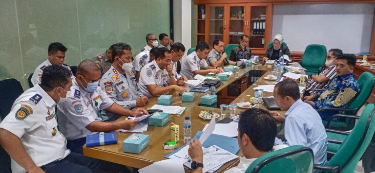 Achmad Fathoni Minta Dishub Geser Anggaran untuk Lampu Ikonik Cibinong ke PJU di Pelosok