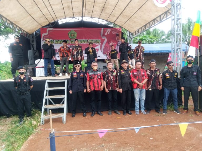 AMS Gunung Putri Meriahkan HUT RI dengan Lomba dan Santunan Yatim