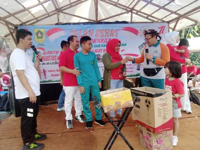 Ikut Jalan Sehat, Acmad Fathoni: Kegiatan yang Menyatukan Warga 