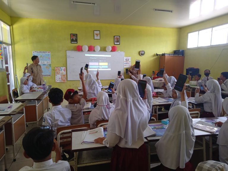 Dinahkodai Kurtubi, SDN Siliwangi Terapkan Kegiatan Belajar Digital