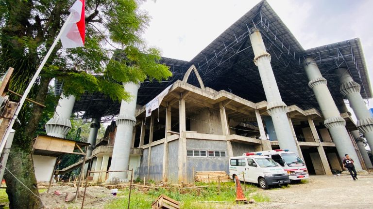 Dewan Geram Proyek Masjid Agung tak Kunjung Rampung