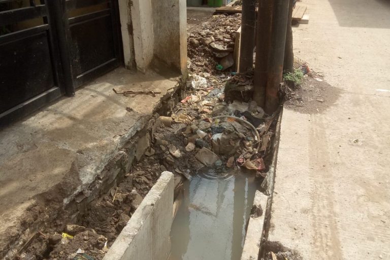 CV Salak Singgalang Asal Jadi Pasang Udict di Jalan Pahlawan