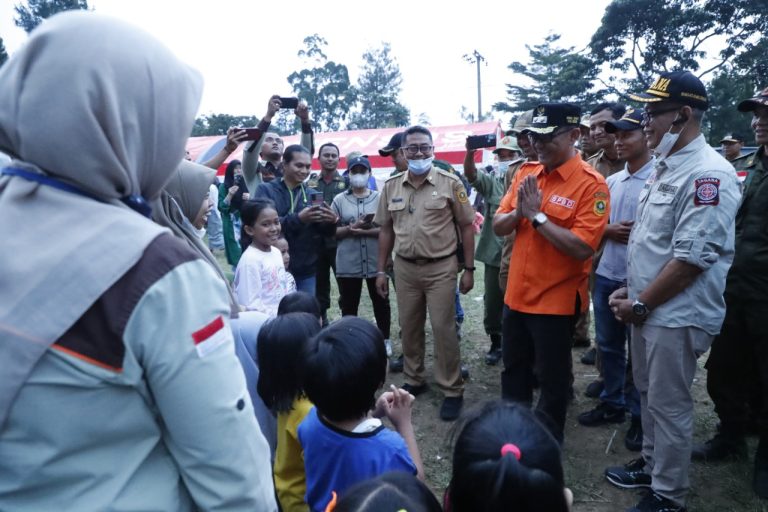 Plt Bupati Bogor Yakinkan Kebutuhan Warga Terdampak Pergeseran Tanah Terjamin