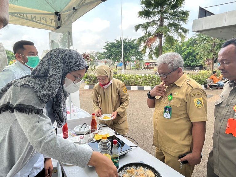 PLN Gunung Putri dan Cileungsi Sosialisasikan  Kompor Induksi 
