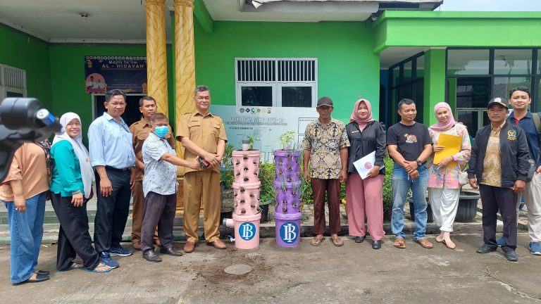 BI Jabar Sumbang 150 OTG ke Pemdes Gunung Putri 
