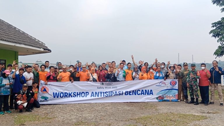 12 Desa Binaan PT Indocement TBK Dilatih Jadi Desa Tangguh Bencana
