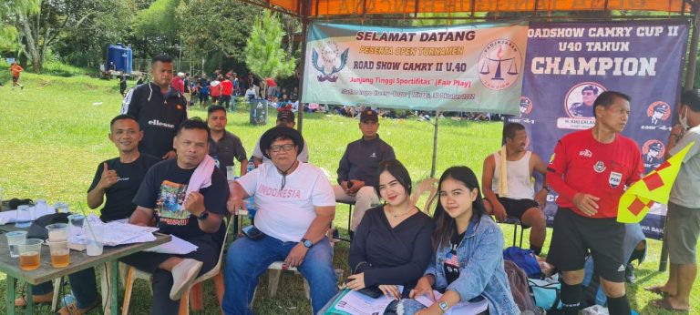 Road Show Camry Jabar Diramaikan Para Pemain Bintang Sepakbola Liga Indonesia