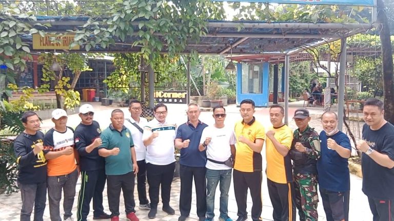 Putaran Ke-7, Jalan Sehat di Bojong Nangka Sekaligus Santunan Anak Yatim