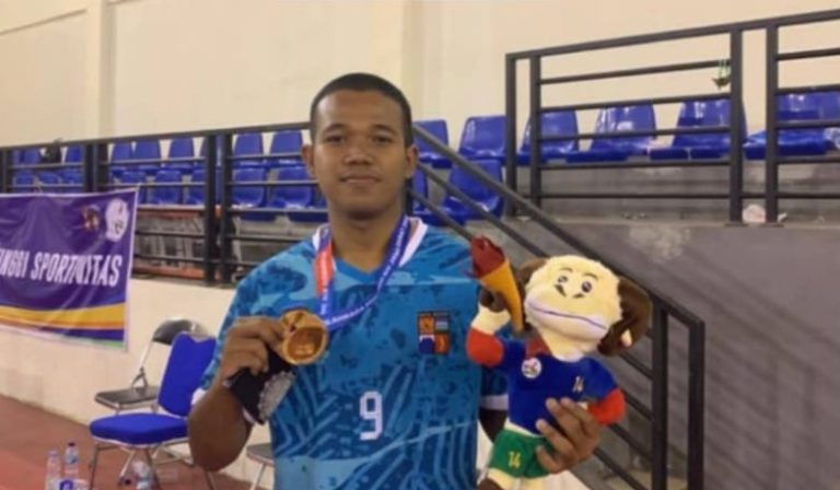 Tim Sepak Takraw Kota Bogor Raih Emas Beregu Putra Usai Kalahkan Garut 2-1