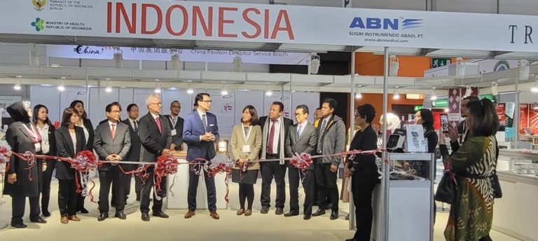 Melalui Medica 2022, Triton Pabrik Benang Bedah Halal Pertama di Indonesia Buka Pasar International