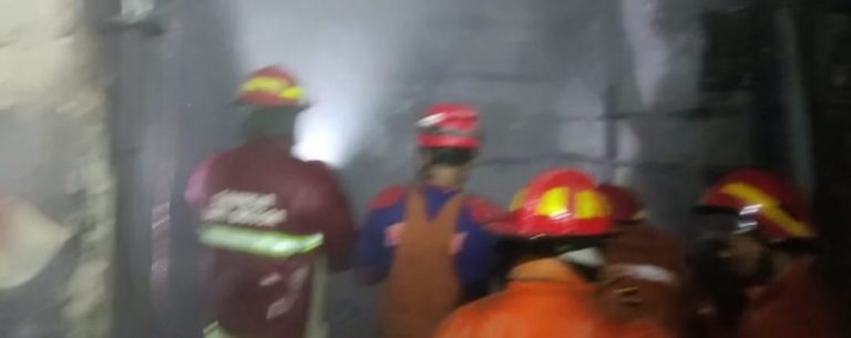 Toko Onderdil Hangus Dilalap Api