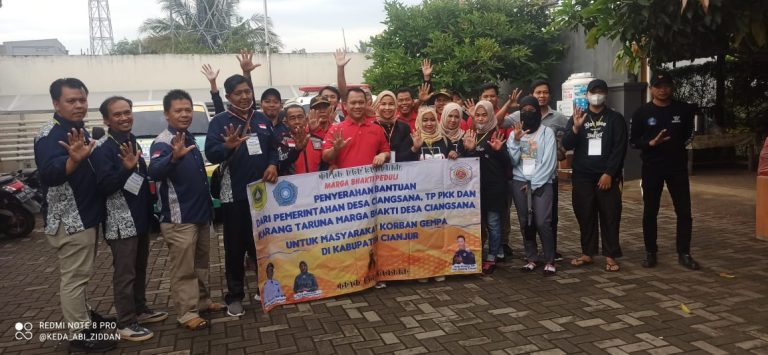 Pemdes Ciangsana Salurkan Bantuan Sebagai Bentuk Kepedulian Sesama 