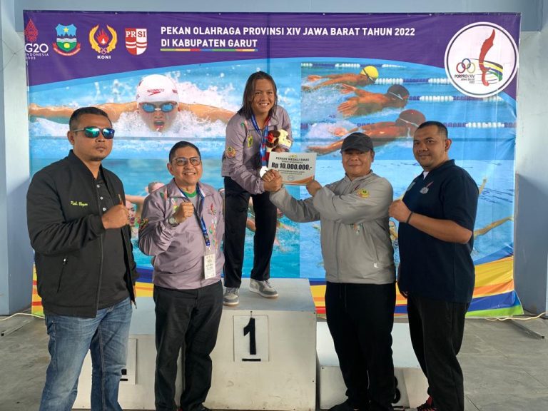 Tim Renang Kabupaten Bogor Kembali Mendulang Empat Medali Emas
