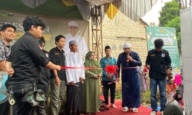 Mahasiswa Teknik Sipil UIKA Bangun Mushola Annur