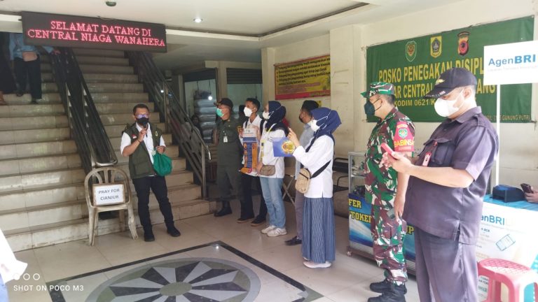 PKK Desa Wanaherang Gandeng Puskesmas Gunung Putri Blusukan ke Pasar