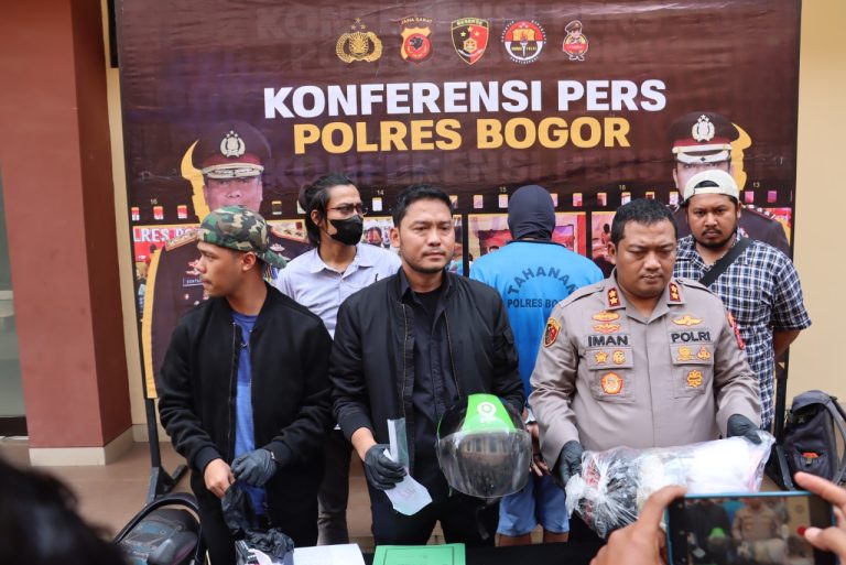 Pembunuh Mayat Dalam Karung di Gunung Putri Dibekuk Polres Bogor