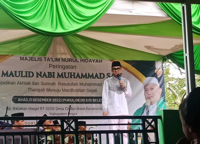 Ramzi Antusias Hadiri Peringatan Maulid Cilebut Barat