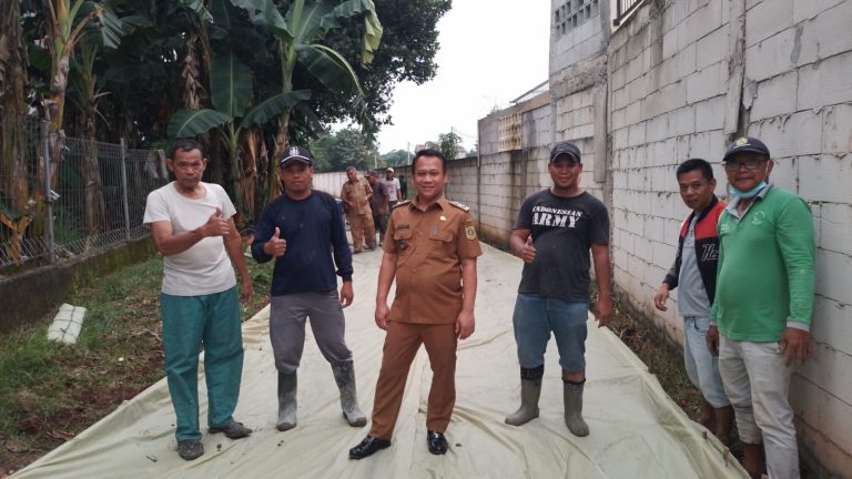 2 Dusun Dibuat Mulus Udin Saputra dari Anggaran Samisade 