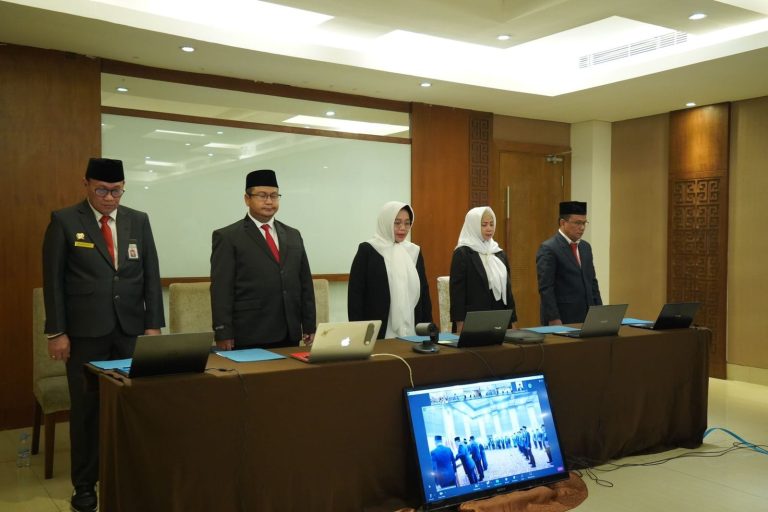 Lantik Pejabat Tinggi Pratama , Mentan : Siap Kerja Keras untuk Pertanian yang Makin Maju Mandiri Modern