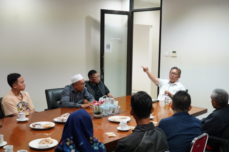 Pedagang Pasar Bogor Ngadu ke Dewan