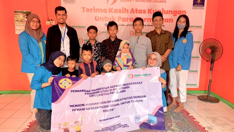 Kegiatan Pengabdian Kepada Masyarakat (PKM) Mahasiswa Universitas Pamulang “Mengembangkan Hobi dan Kreativitas Dengan Memanfaatkan Media Sosial Untuk Tujuan Yang Positif”
