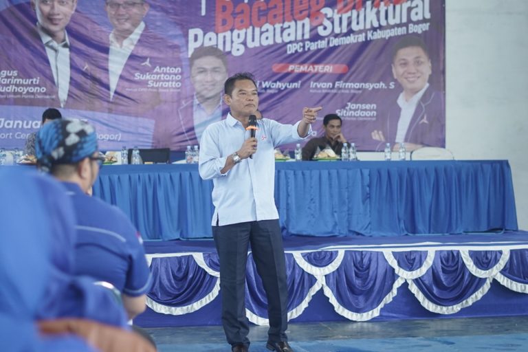 Agar Jadi Petarung Tangguh di Pileg, Hazaky dan Jansen Semangati Caleg PD