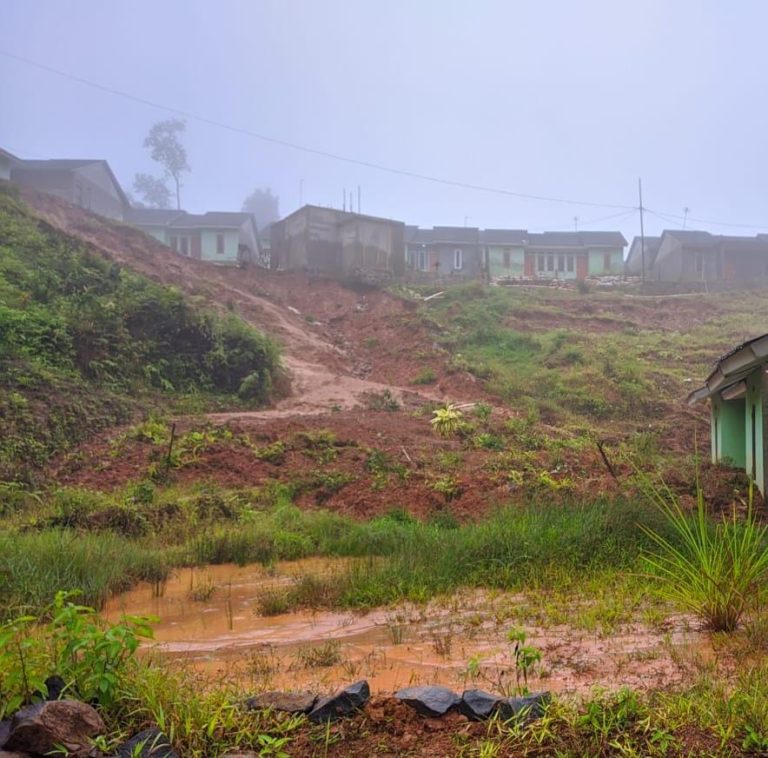 Longsor, Lahan Relokasi Huntap Dikeluhkan