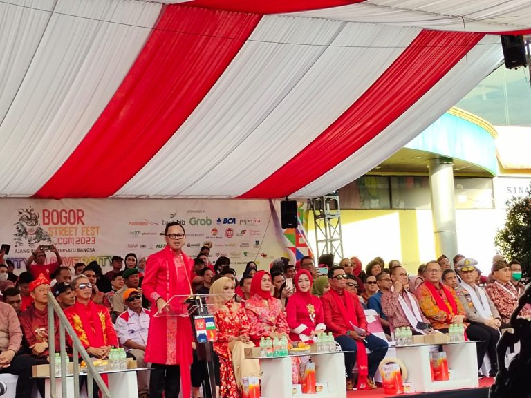 CGM Dibumbui Aroma Politik, Wali Kota Bima Terang-Terangan Dukung Dedie Rachim