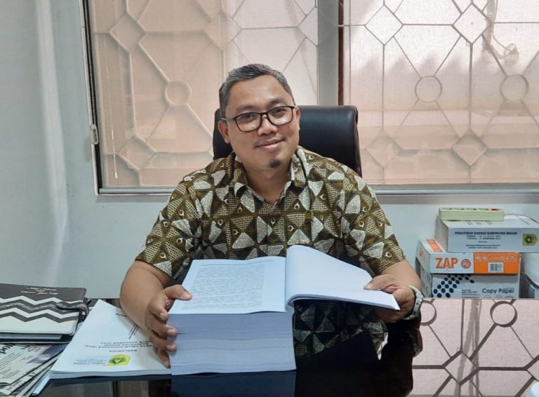 Achmad Fathoni Bakal Dorong Sampai Lelang untuk Jalan Menuju SMPN 4 Gunung Putri 