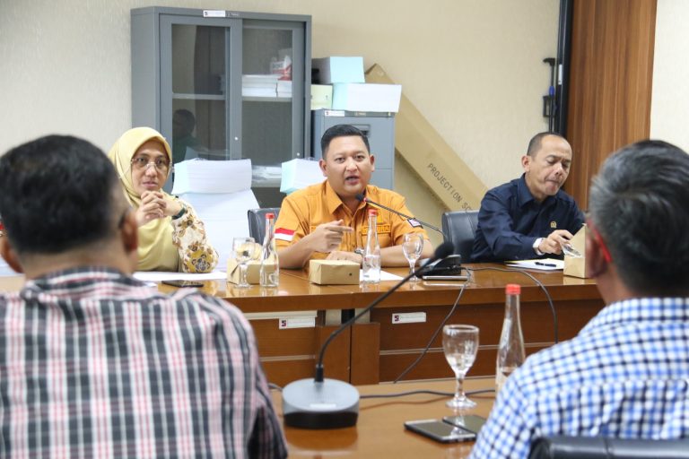 Jam Operasional Melebihi Batas Waktu, Dewan Ultimatum Alfamart