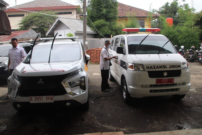 Jangan Sampai Salah !, Inilah Perbedaan Mobil Ambulance dan mobil Jenazah